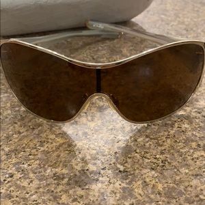 Oakley sunglasses 🕶